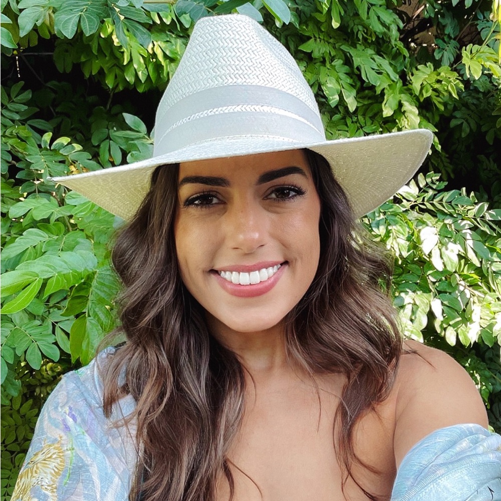 Meet your Posher, Catherine